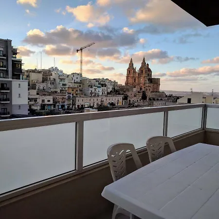 Modern With Views * メーリッハ